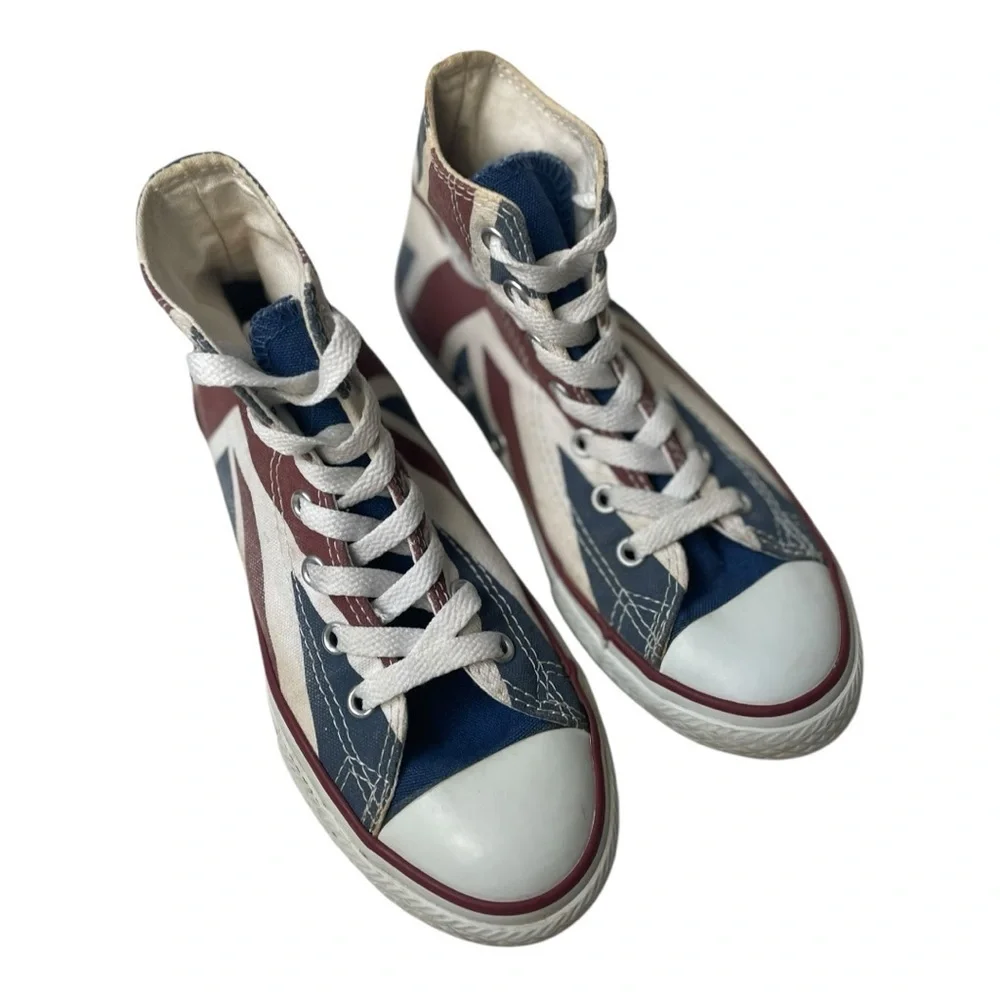 Converse Chuck Taylor’s Youth British Flag High Top Sneakers